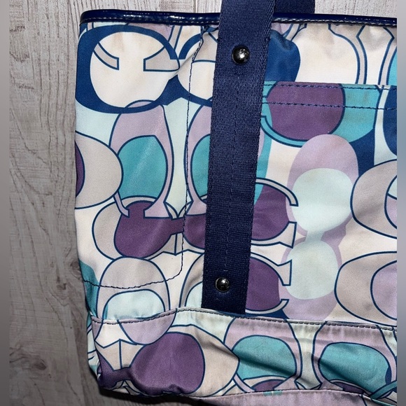 COACH Signature Y2K Preppy Logo Canvas Kyra DaisyScarf Print Tote Bag - Picture 4 of 9